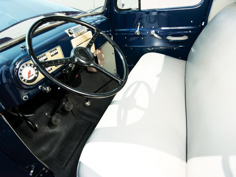  Ford F-1 Pickup Truck 1948 года  (фото 21 из 33)